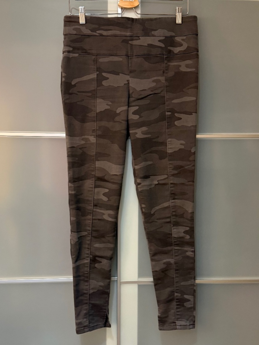 Democracy Camo Pull-On Leggings / Jeggings